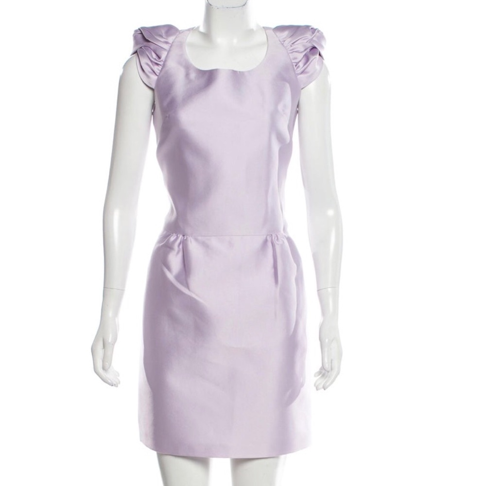 Pretty feminine dress in size S us 4. BURBERRY